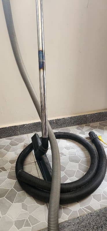 vacuum cleaner 4