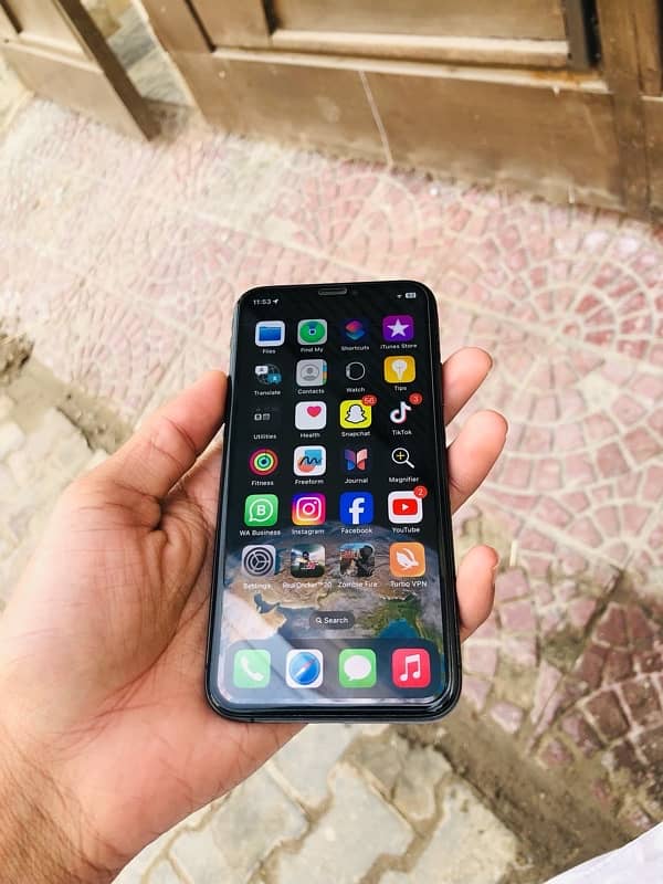 Iphone xs for sale 3