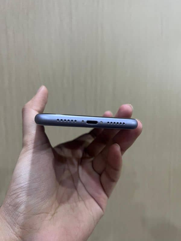 Iphone 11 64gb JV Non PTA Water Pack 4