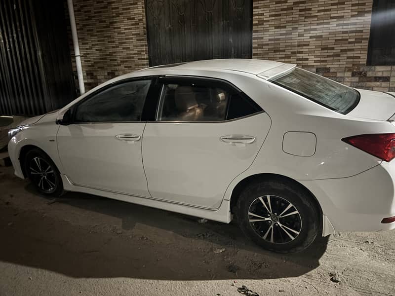 Toyota Altis Grande X full option limited edition 2015 1