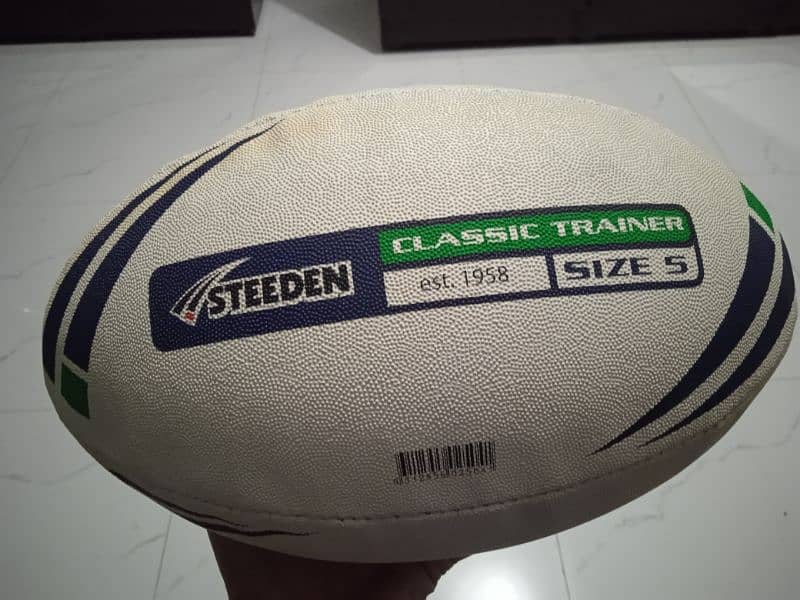 steeden rugby ball and unicorn deco piece 0