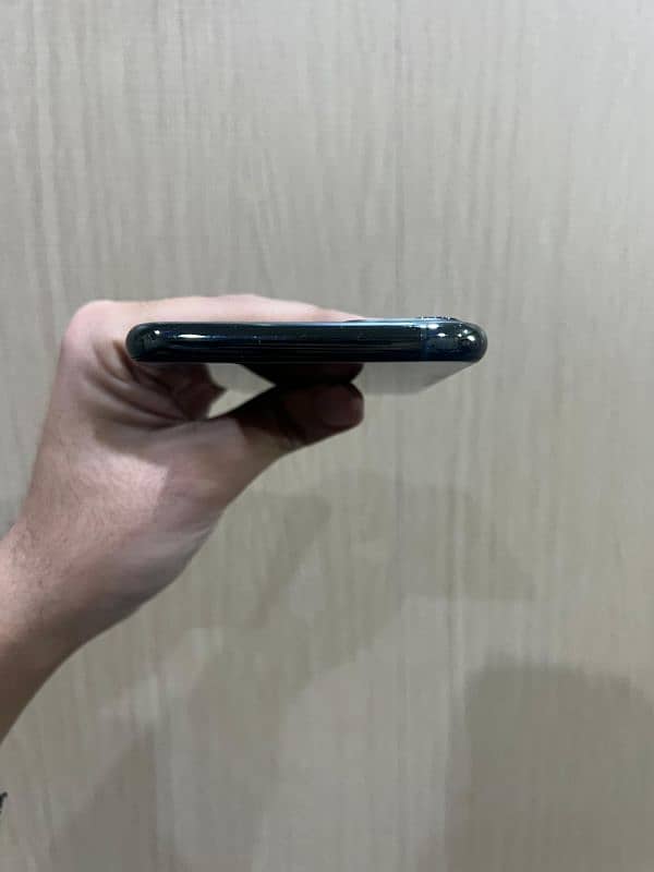 IPhone 11 Pro Max 256gb PTA 3