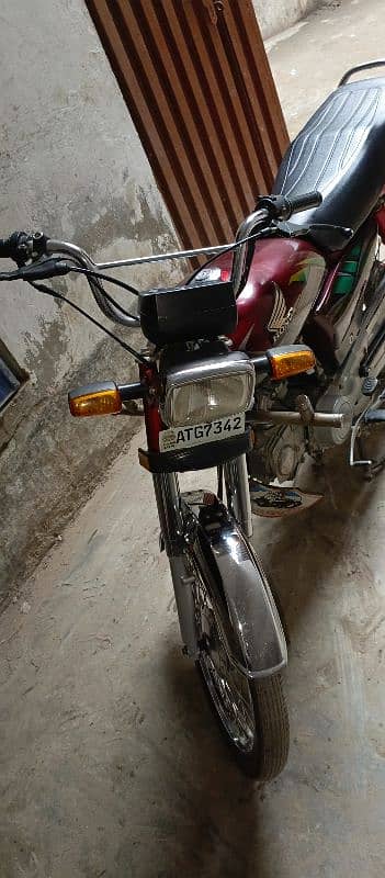 Honda Cd70 22 model total genion 0