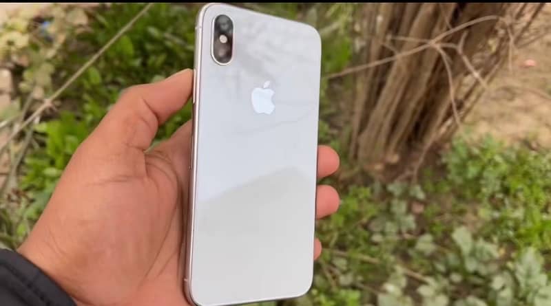 iPhone X 256 gb jv con. 10/9  WhatsApp number . 03116632253 0