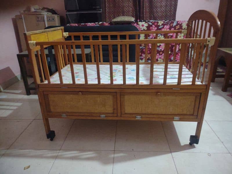 IMPORTED BABY COT NEW 0