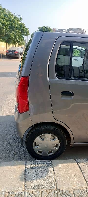 Suzuki Wagon R 2018 3