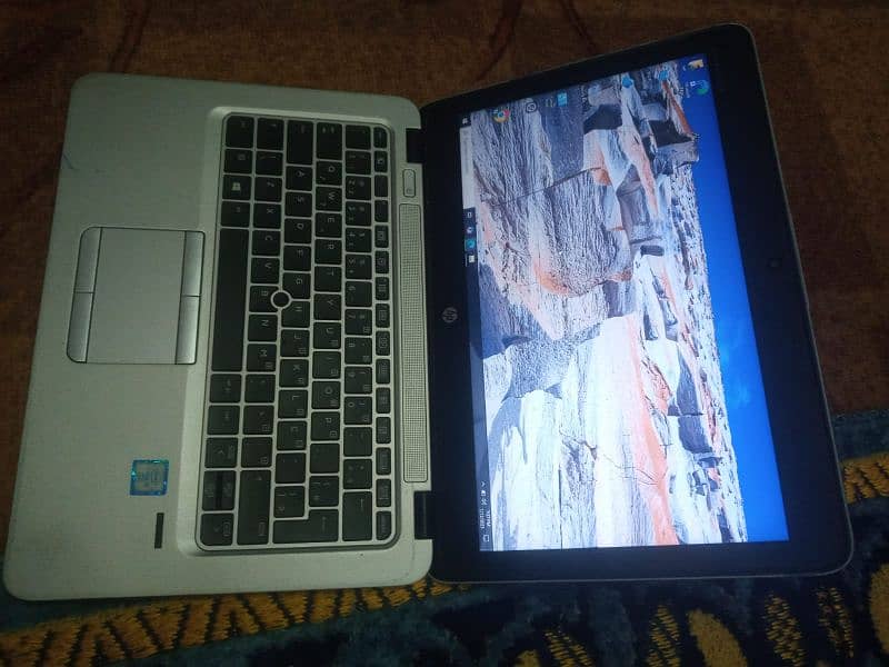 Hp elitebook i5 6th gen 8