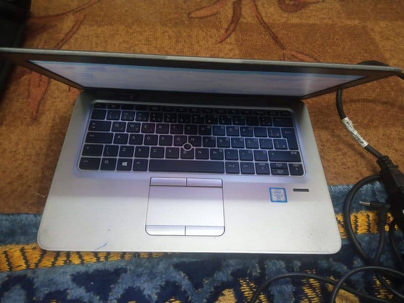 Hp elitebook i5 6th gen 14