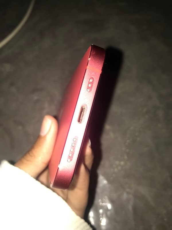 iPhone 12 red jv 64gb 2