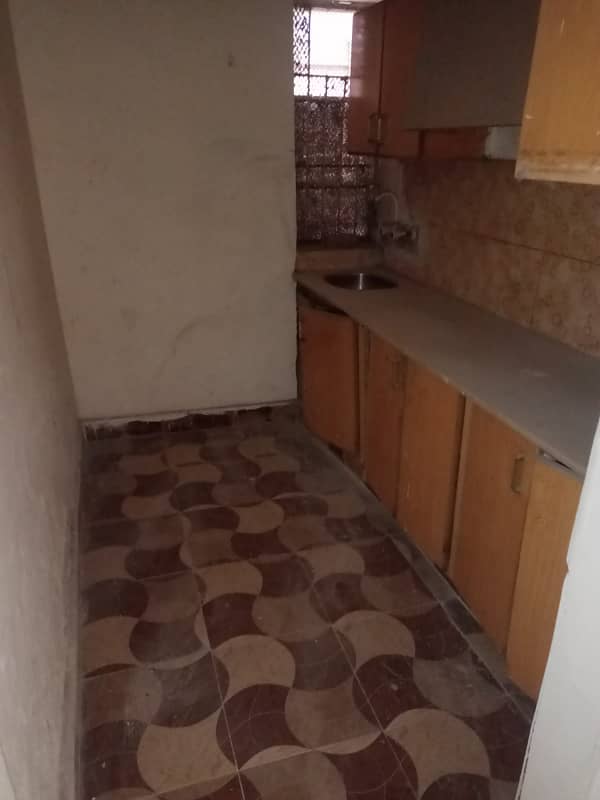 Ground floor 2bed dd flat neat clean apartment near safari park university road 3