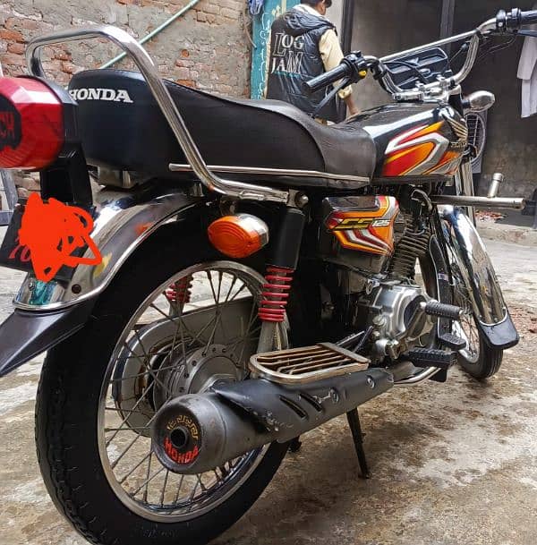 honda 125 lush condition 10 by 10 2