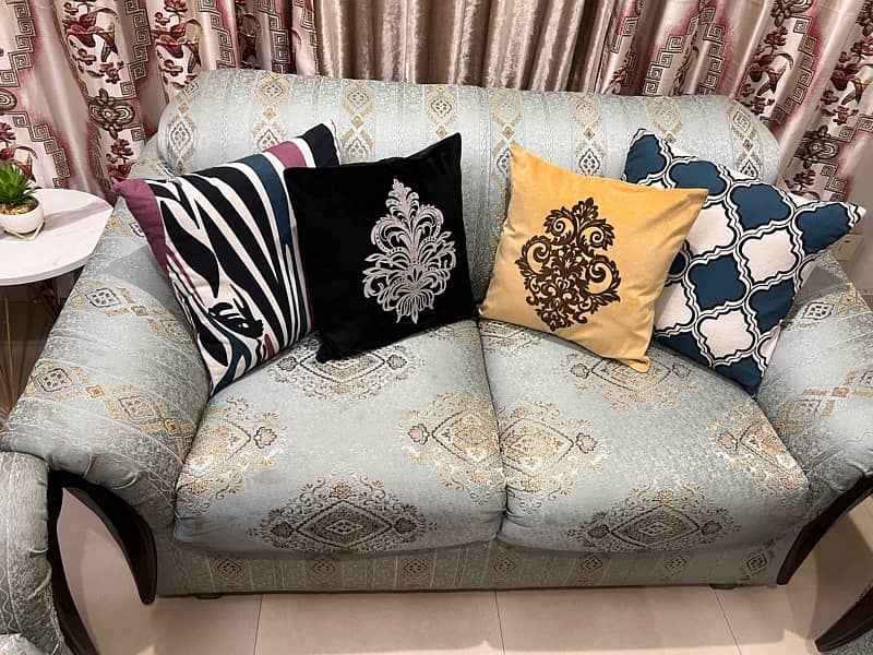 6 Seater sofa 1