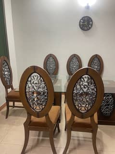 Dining Table 8 seaters for sale