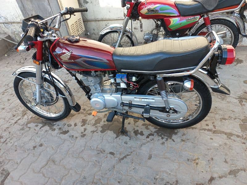 Honda 125 20/25 hazar ka time ho jy ga22/23 Exchannge car installments 2