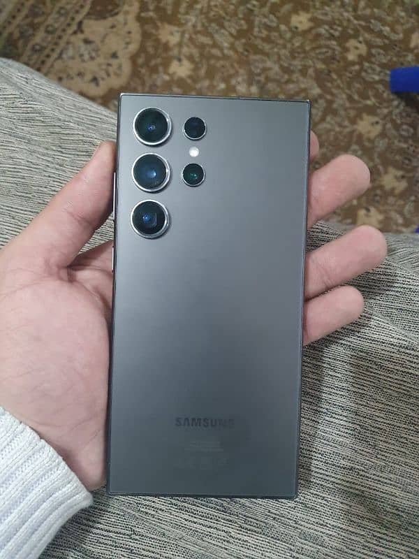 Samsung S24 Ultra 2