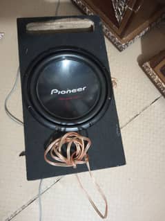 Poineer Car Sound System woofer amplifier