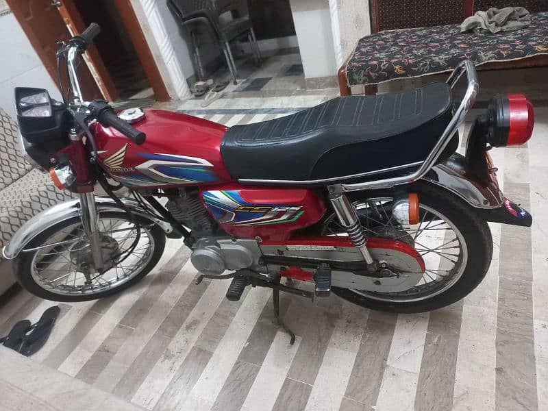 Honda Cg 125 Khi number 1