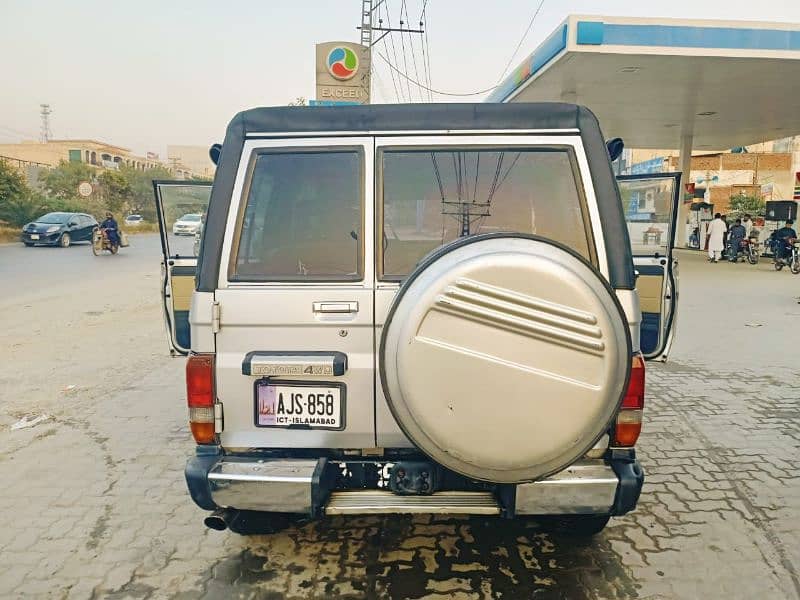 Toyota Land Cruiser  exchange possible 5