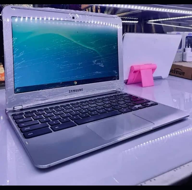 SAMSUNG CHROMEBOOK JAPANI 4GB RAM 1