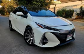 Toyota Prius PHV Model 2017/20 - Unregistered