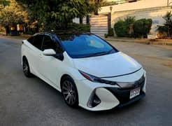 Toyota Prius PHV Model 2017/20 - Unregistered