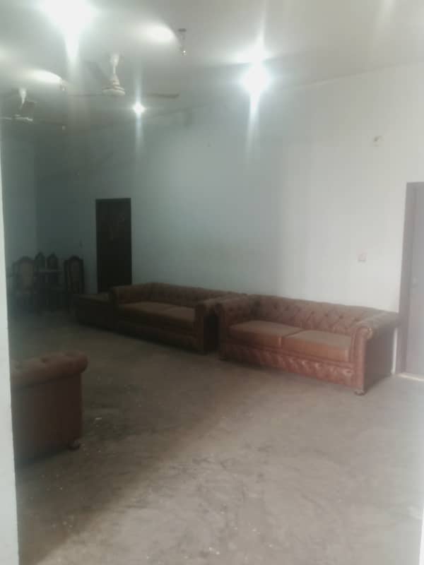 240yd 2 portion 1st and ground floor al hira bungalow near safoora chowk & rim jhim towers 2