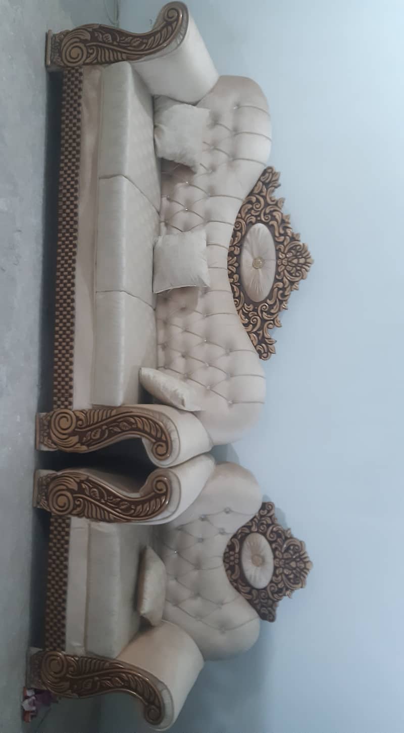 6 seater sofa set (unused, lush condition) 1