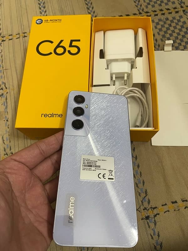 Realme C65 0