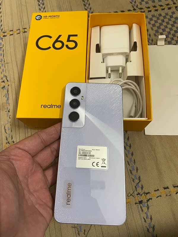 Realme C65 2