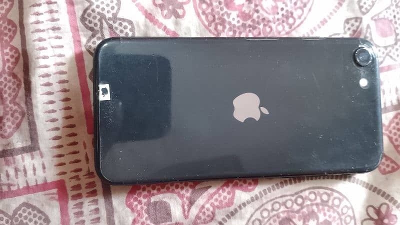 iphone se 2 generation (Urgent sale) 2