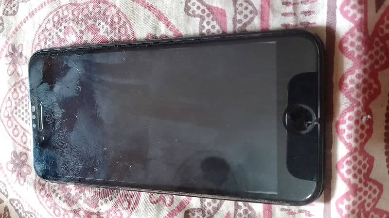 iphone se 2 generation (Urgent sale) 4