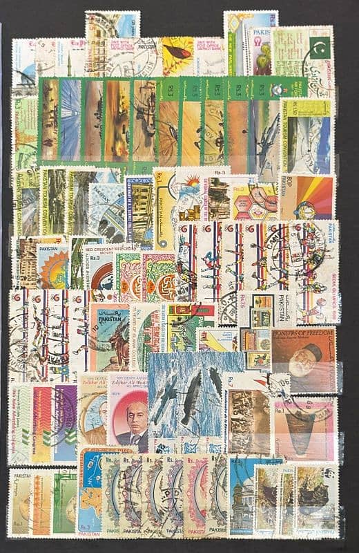 Pakistan Postage Stamps 11