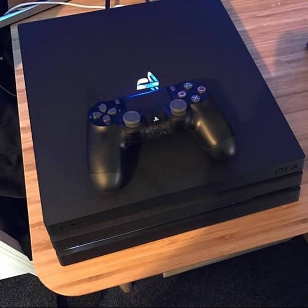 PlayStation 4 pro 0