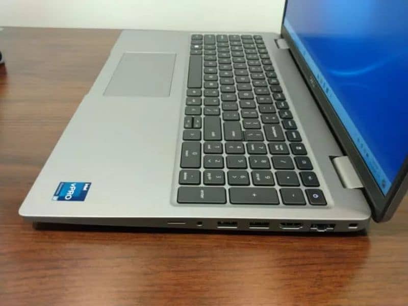 Dell Latitude 5540 Core i7 (vPRO ) 13th Gen/ P Series  DDR5 Ram Laptop 4