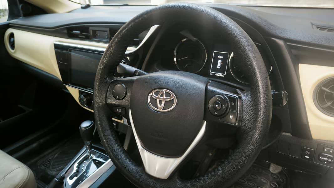 Toyota Corolla 1.6 Altis 2018 (Reg 2019) 5