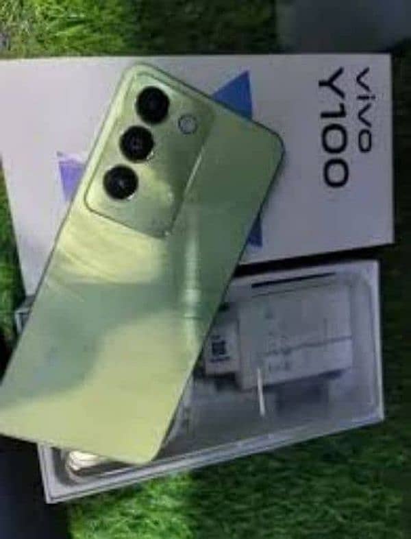 Vivo Y100 8/256 URGENT SALE JUST BOX OPEN 0