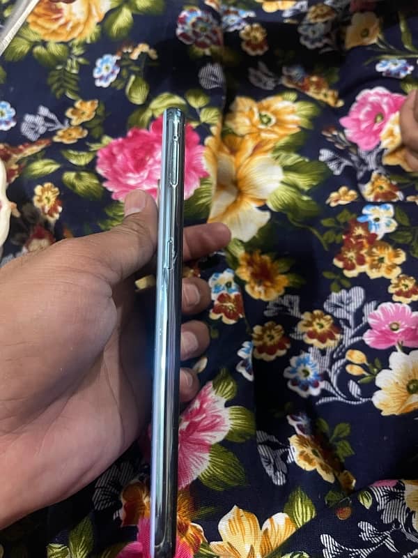 just like new phone 4