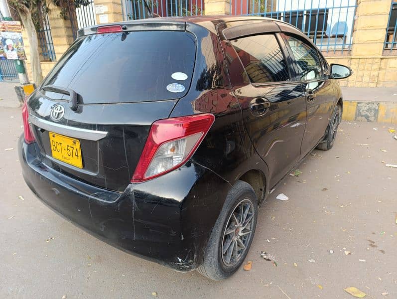 Toyota Vitz 2011 9