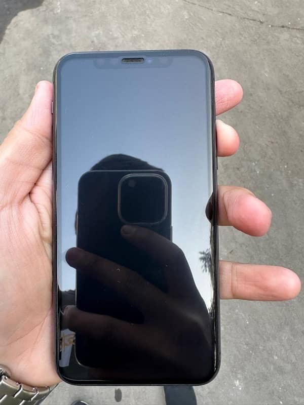 iphone 11 pro 5