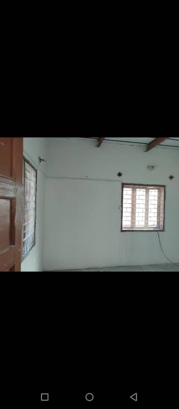 2 bed dd portion available for rent in north Karachi 4