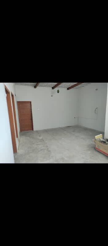 2 bed dd portion available for rent in north Karachi 7