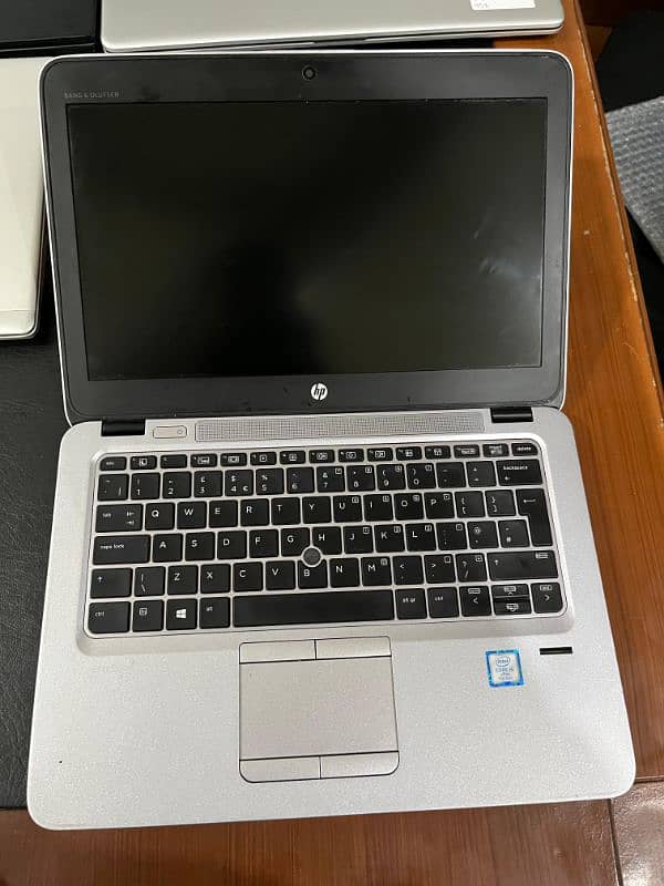 HP G4 820 i5 7th Gen 8GB 256GB 1