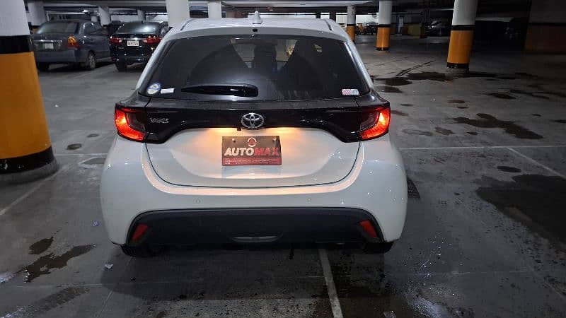 Toyota Yaris 2021 hatchback x package 1