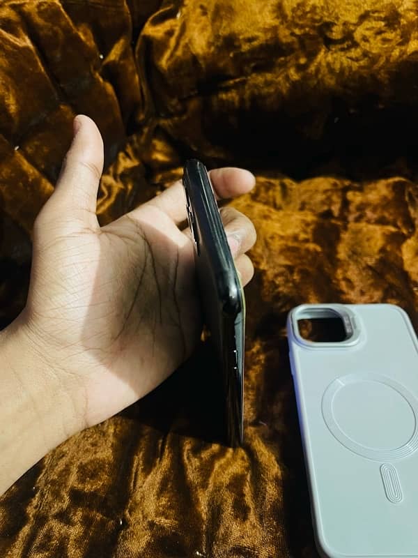 iphone 11 pro max 64gb Factory Unlock 3