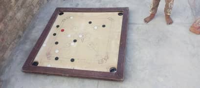 carrom board