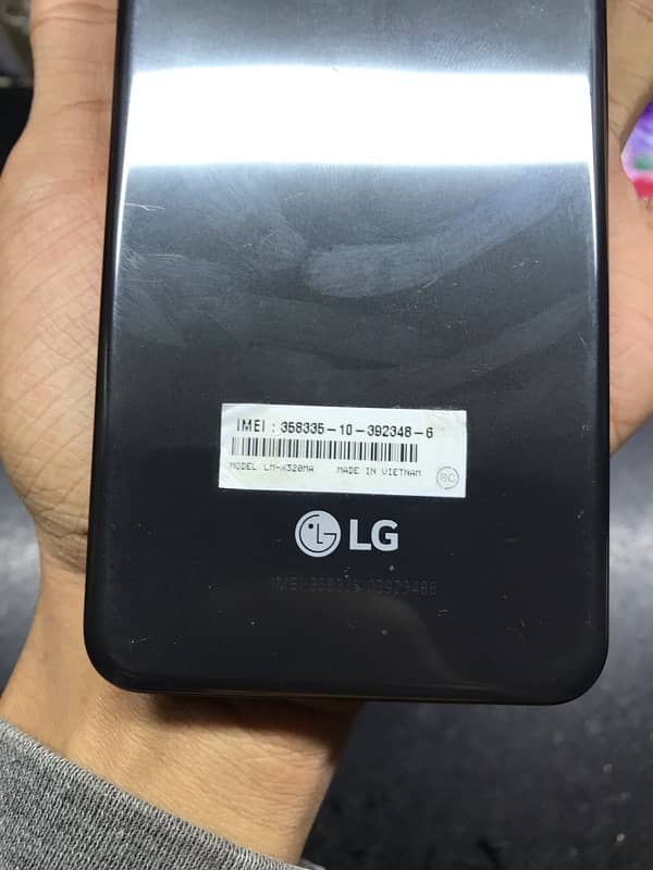 LG aristo 4+ 3