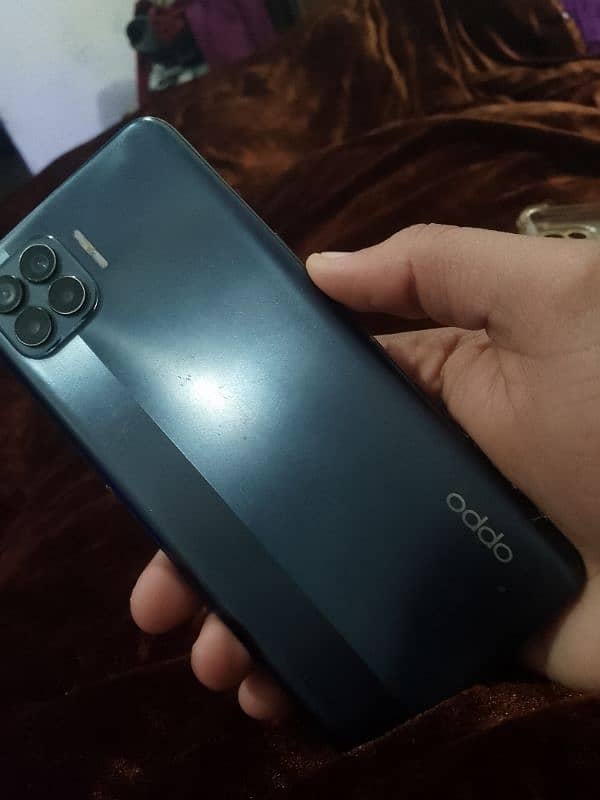 oppo F17 pro 0