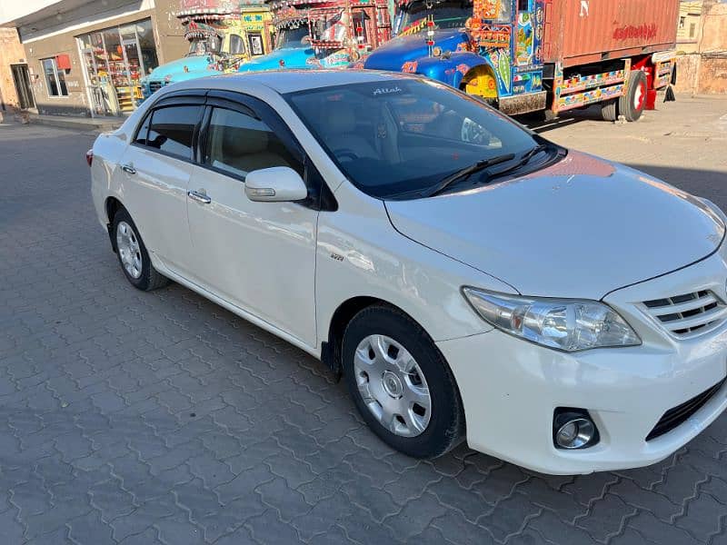 Toyota Corolla GLI 2013 1