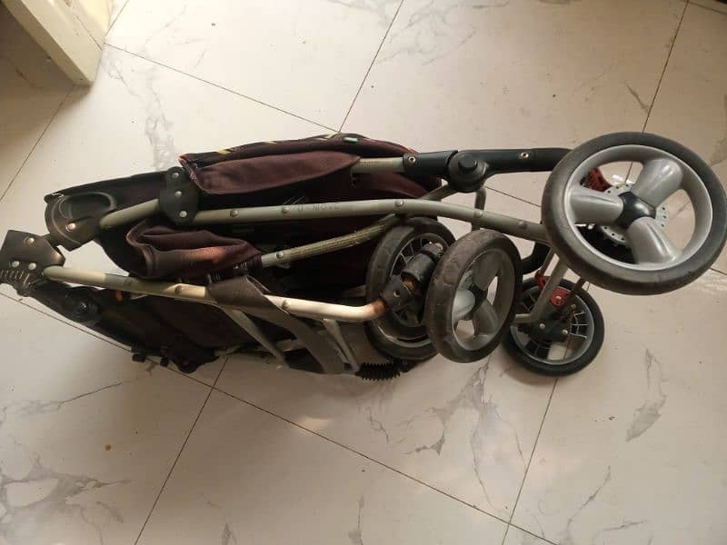 Mother care branded pram stoler 1