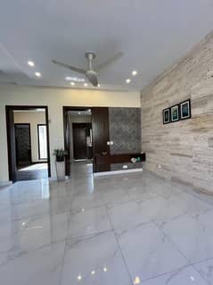 beautiful brand new house for rent in state life